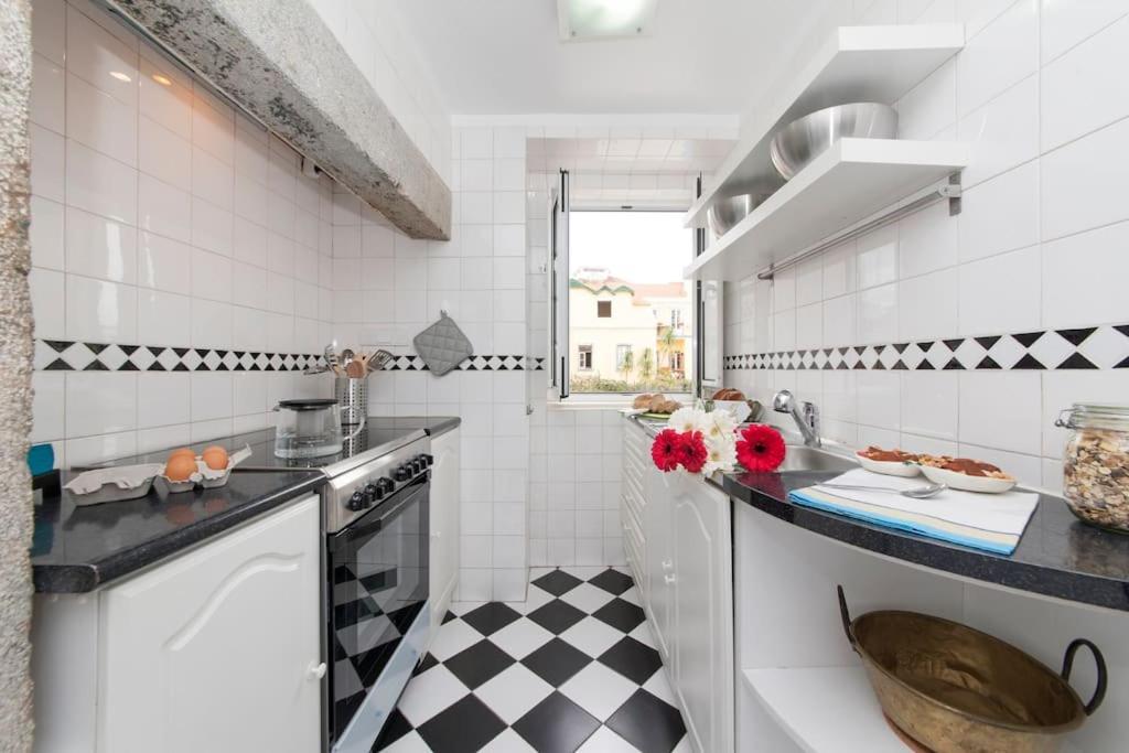 Charming 2 Bedroom Avenida Da Liberdade * Lisboa